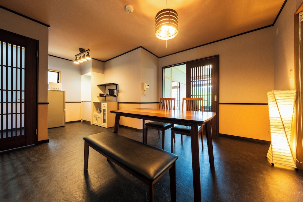 露天風呂付き離れ「葵(AOI)」禁煙 客室5 | 由布院離れの宿 優夏月