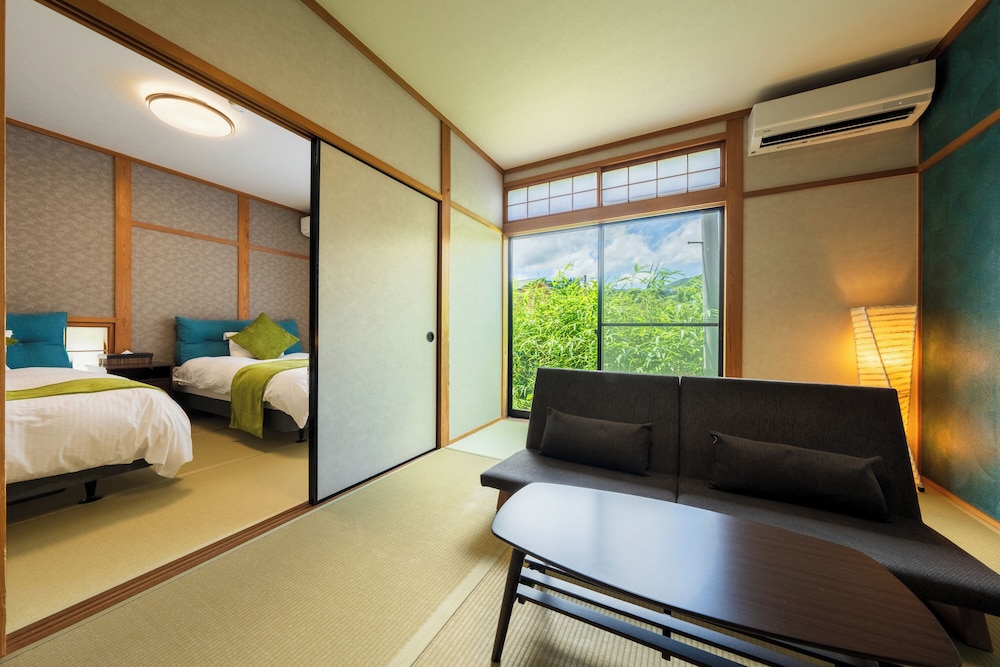 露天風呂付き離れ「葵(AOI)」禁煙 客室6 | 由布院離れの宿 優夏月