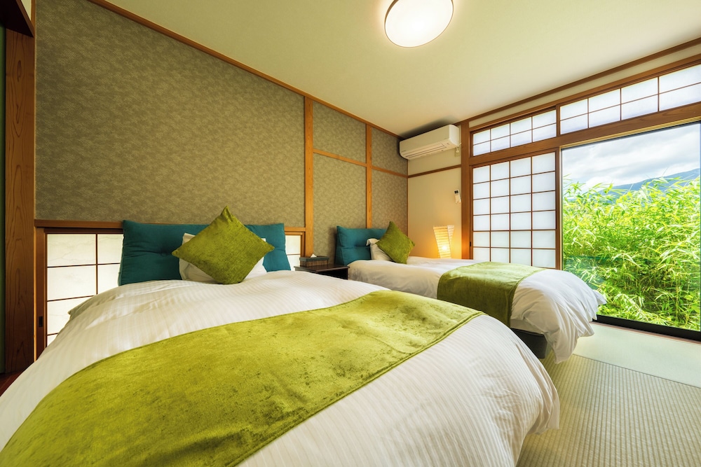 露天風呂付き離れ「葵(AOI)」禁煙 | 由布院離れの宿 優夏月