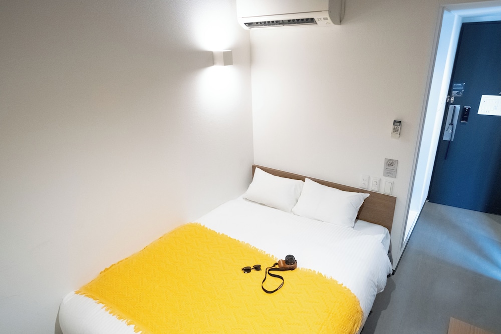 Essential 15 Double,1 Double Bed, Non Smoking 客室2 | WAYFARER Shinsaibashi