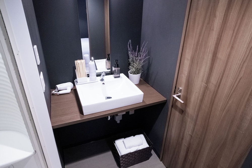 Studio 25 Group, Multiple Beds, Non Smoking バスルーム0 | WAYFARER Shinsaibashi
