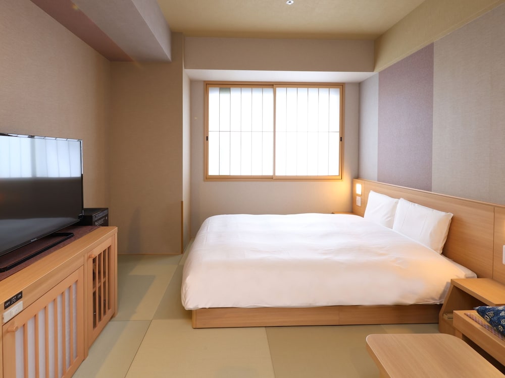 スーペリア ルーム 禁煙 客室1 | 天然温泉 凌天の湯 御宿 野乃浅草別邸