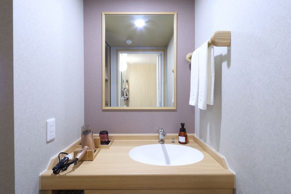 ベーシック ツインルーム 禁煙 客室1 | 天然温泉 凌天の湯 御宿 野乃浅草別邸