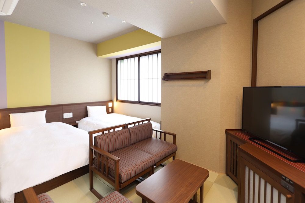 ベーシック トリプルルーム 禁煙 | 天然温泉 凌天の湯 御宿 野乃浅草別邸