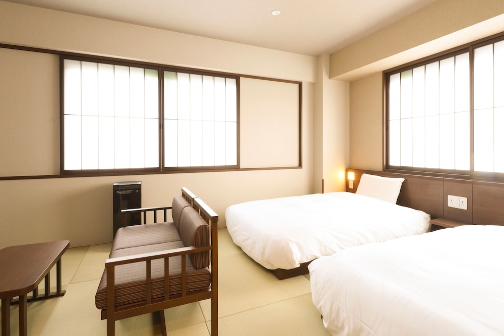 デラックス トリプルルーム 禁煙 | 天然温泉 凌天の湯 御宿 野乃浅草別邸