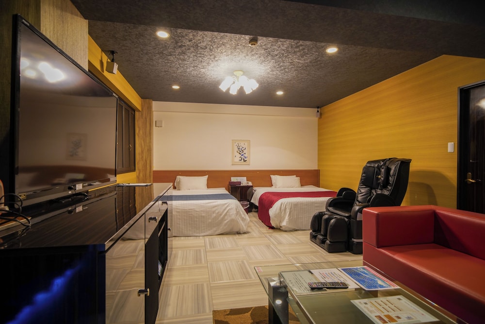 ロイヤル スイート 客室3 | ホテルラヴィアン