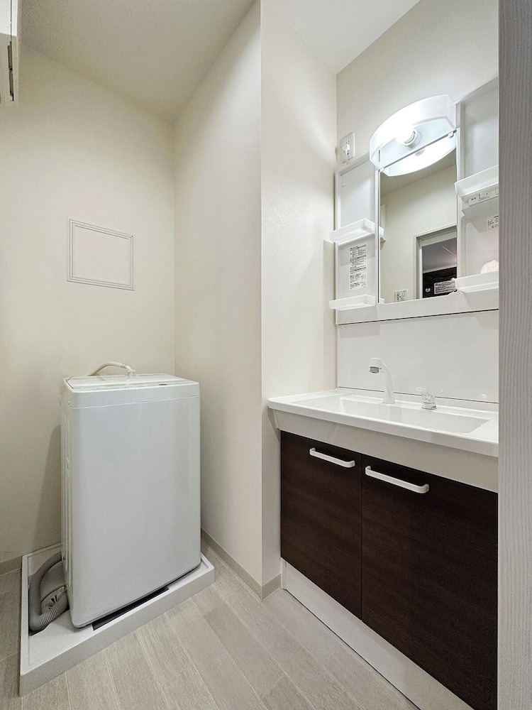 ファミリー アパートメント バスルーム2 | 尾道ホステルゆとり