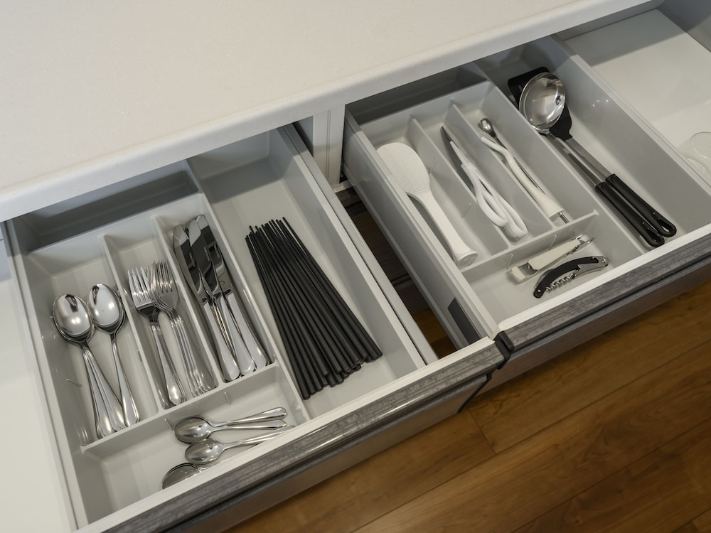 エグゼクティブ アパートメント 3 ベッドルーム キッチン シティビュー 専用キッチン3 | &Monde.Okinawa Arena Condominium