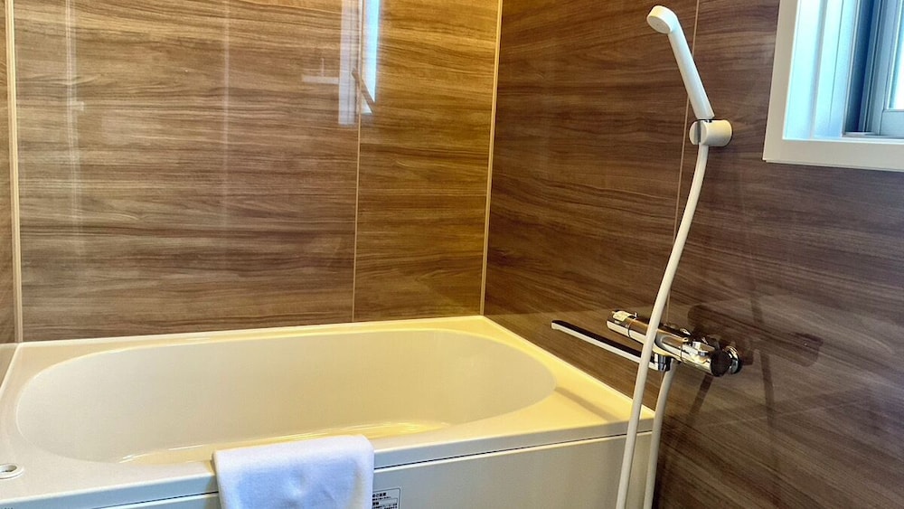 グランド テント バスルーム1 | ドゥカーレ・ガーデン・ホテル九十九里