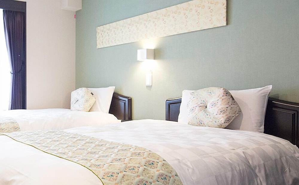 ベーシック ツインルーム 客室3 | 祇園はんなステイ