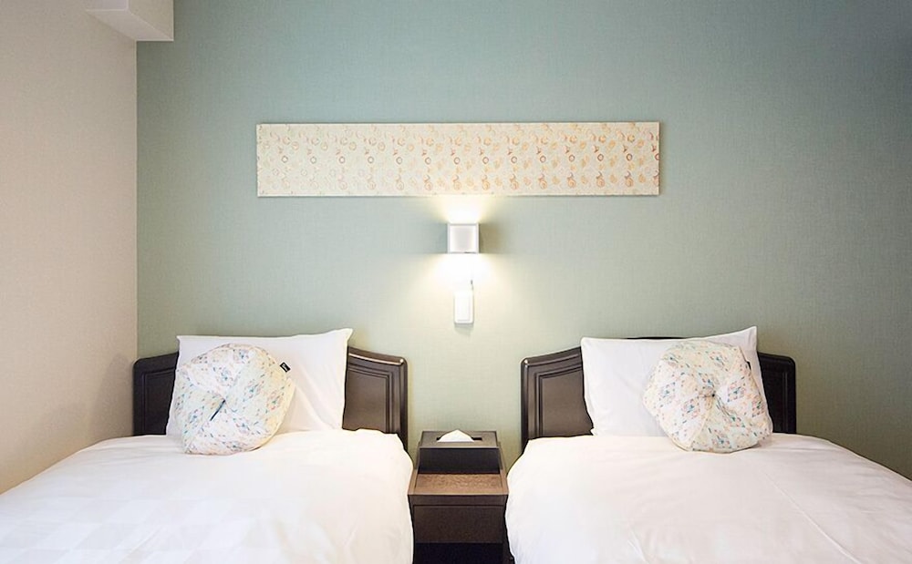 ベーシック ツインルーム 客室1 | 祇園はんなステイ