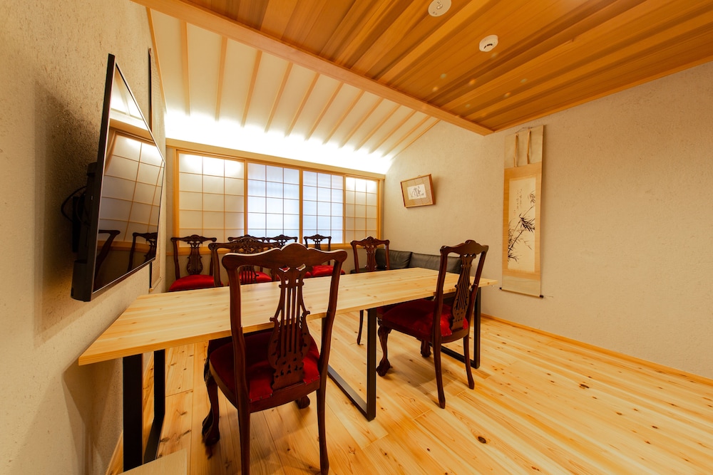 アパートメント リビング エリア1 | KYOTO ZEN HOUSE