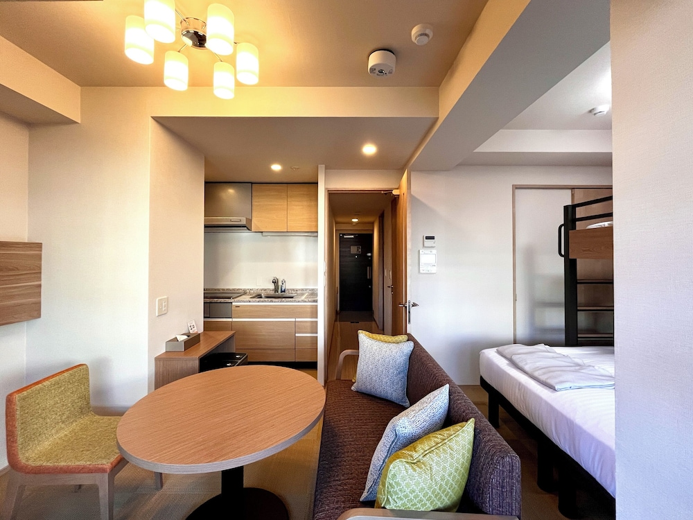 ダブル＆ロフトベッドルーム キッチン・洗濯機付き 禁煙 客室2 | 日和ステイ京都鴨川