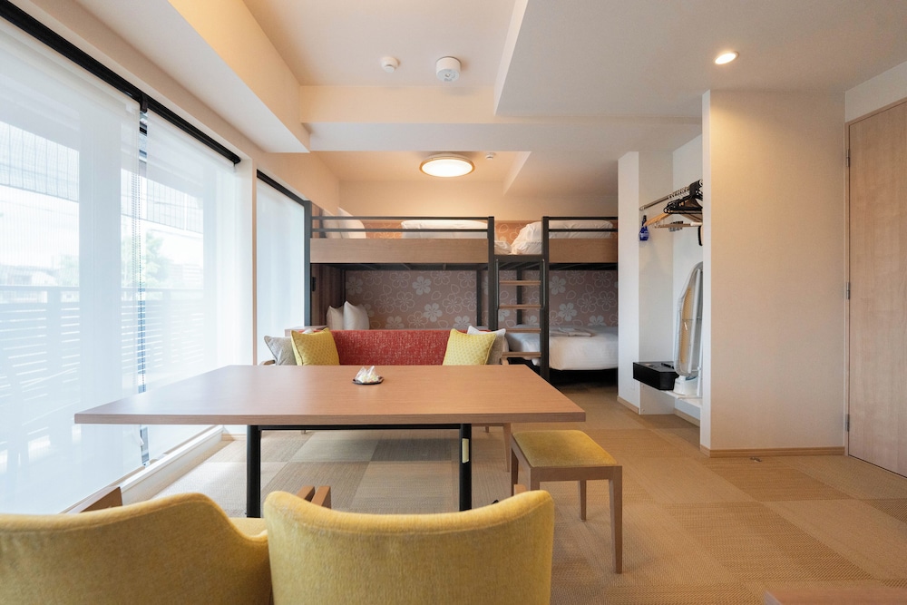 ツイン＆ロフトベッド ファミリールーム キッチン・洗濯機付き 禁煙 客室5 | 日和ステイ京都鴨川