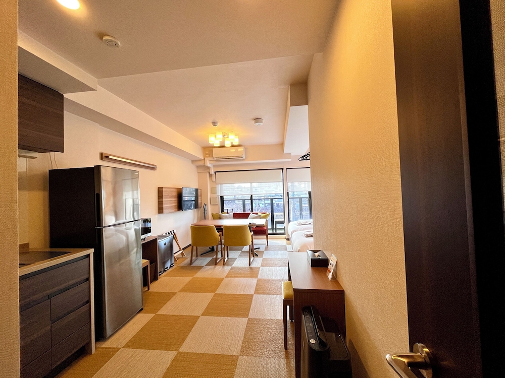 鴨川ビュー ファミリースイート（最大5名） 客室2 | 日和ステイ京都鴨川