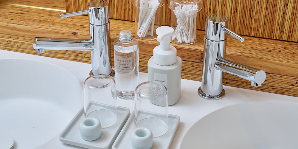 ツインルーム2F 禁煙 客室2 | ラグジュテックヴィラ芦徳