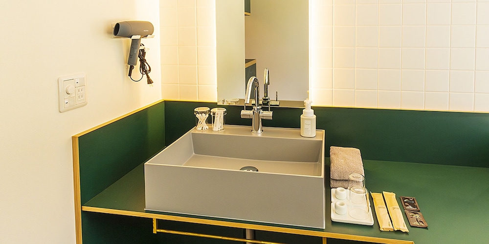 バスルーム付ツインルーム1F禁煙 客室2 | ラグジュテックヴィラ芦徳