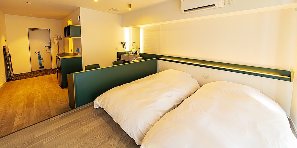 バスルーム付ツインルーム1F禁煙 客室1 | ラグジュテックヴィラ芦徳