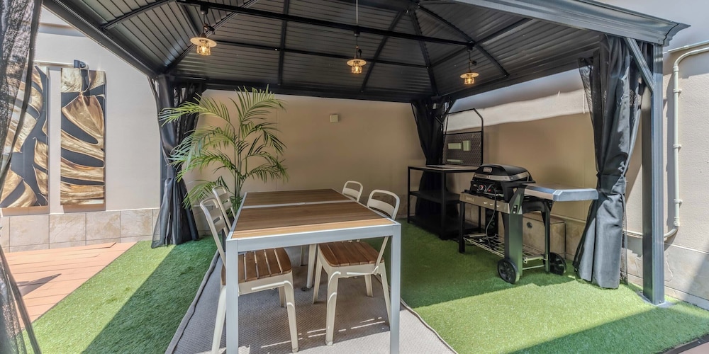 プレミアム ルーム 客室2 | HOTEL felice 大阪伊丹空港