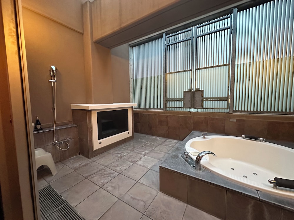 デラックス ルーム バスルーム0 | HOTEL felice 大阪伊丹空港