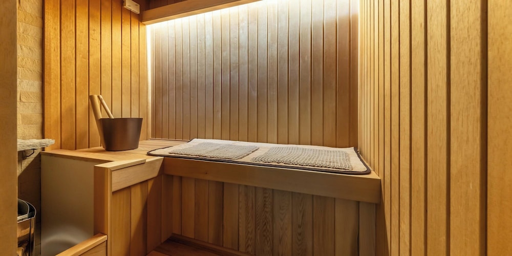 ロイヤル ダブルルーム バスルーム1 | HOTEL felice 大阪伊丹空港