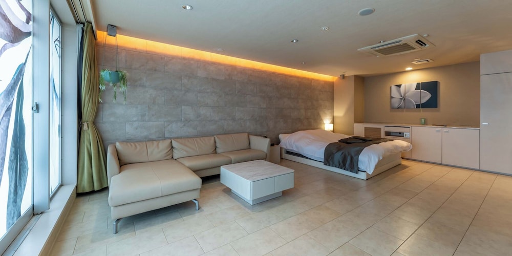 ロイヤル ダブルルーム 客室8 | HOTEL felice 大阪伊丹空港