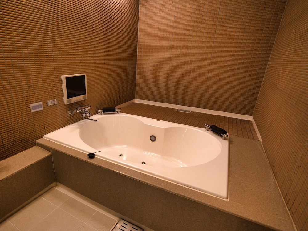 ビジネス ダブルルーム バスルーム0 | HOTEL felice 大阪伊丹空港