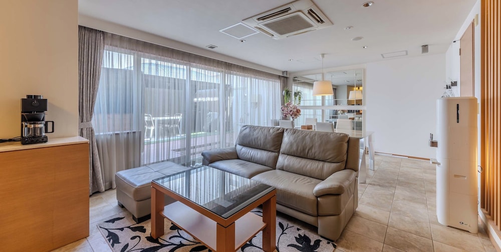 プレミアム ルーム 客室1 | HOTEL felice 大阪伊丹空港