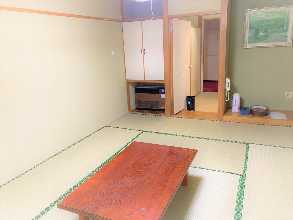 客室1 | 上信越高原国立公園 山岳リゾートロッヂ ホテル富士屋