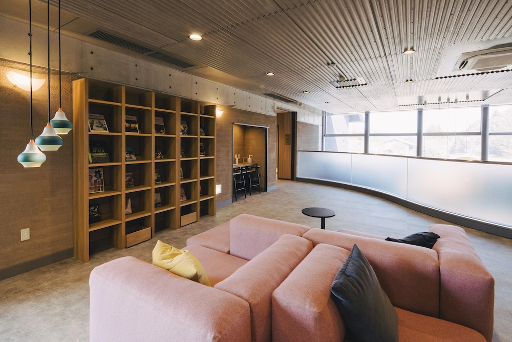 ロビーラウンジ1 | 温泉リゾート 風の国 ロビーラウンジ1 | 温泉リゾート 風の国