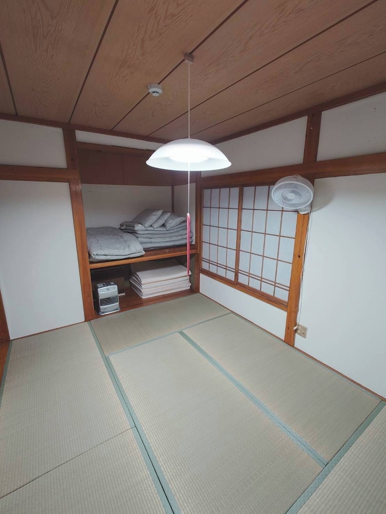 ベーシック トリプルルーム 客室4 | Hotel1800