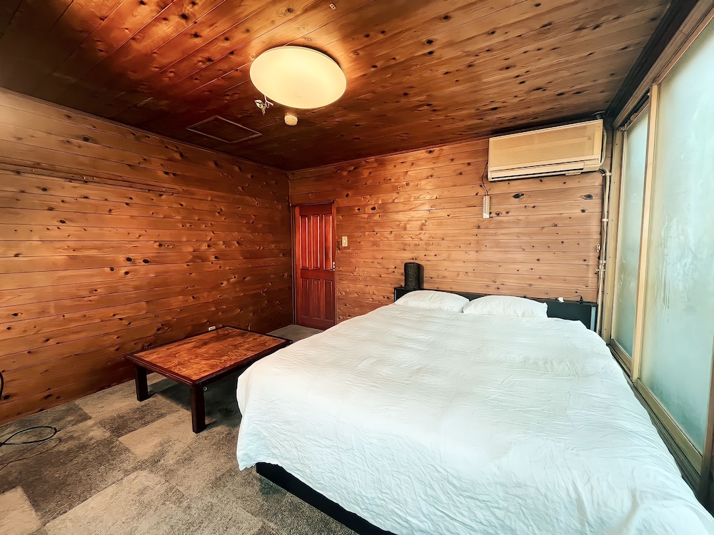 デラックス ダブルルーム 客室1 | Hotel1800