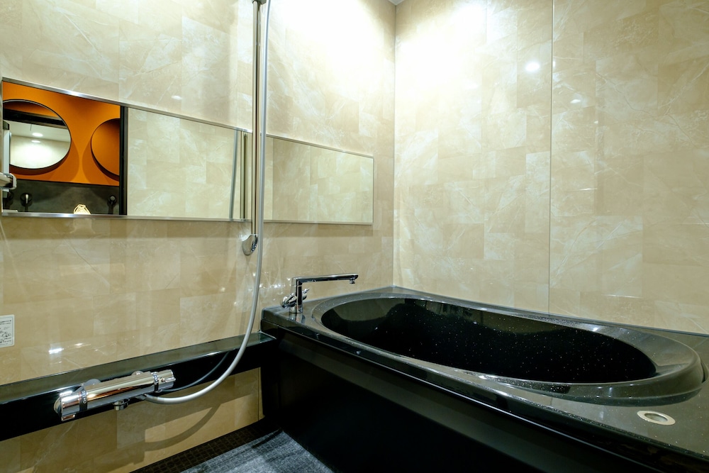 プレミアム ツインルーム バスルーム0 | YANAKA SOW