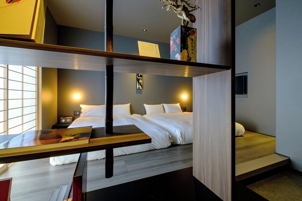 デザイン ツインルーム 客室13 | YANAKA SOW