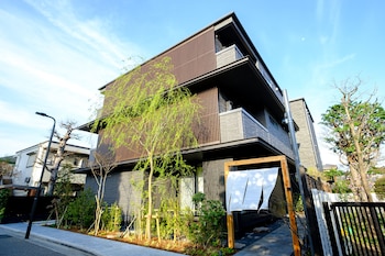 YANAKA SOW