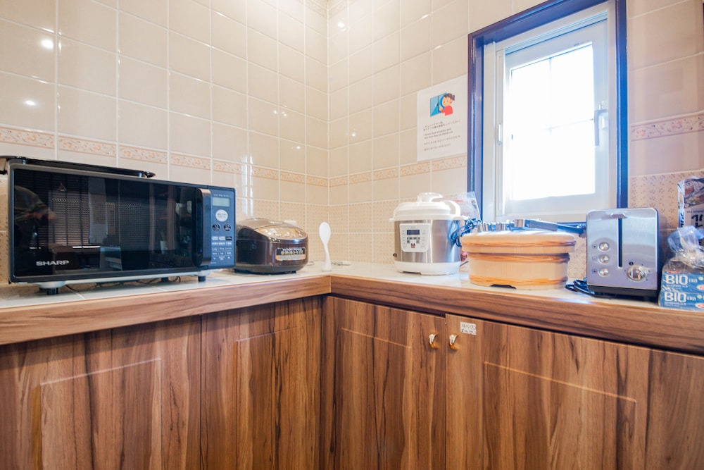 プレミアム ヴィラ 専用キッチン9 | THE BLAUBAUM TOYA