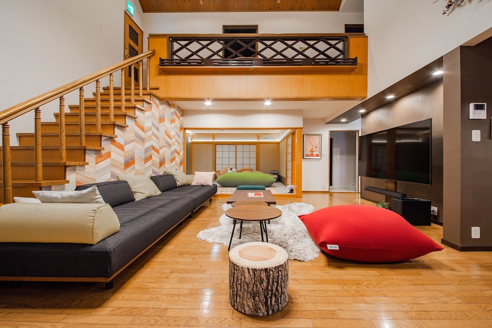 プレミアム ヴィラ リビング エリア9 | THE BLAUBAUM TOYA