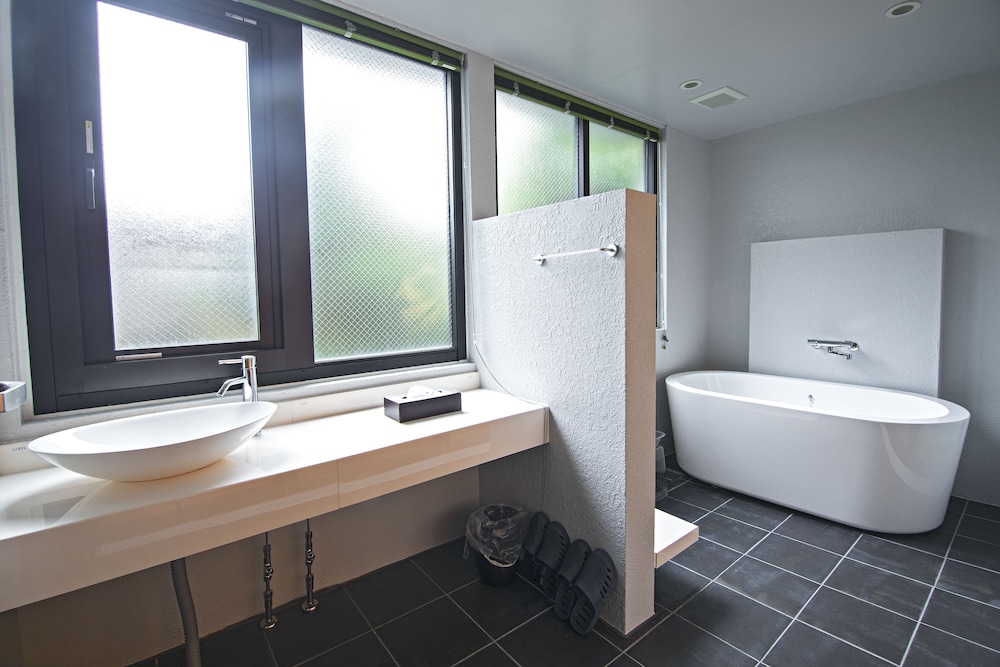 エリート トリプルルーム バスルームのシンク0 | Forest Gardianホテル 京都御所西