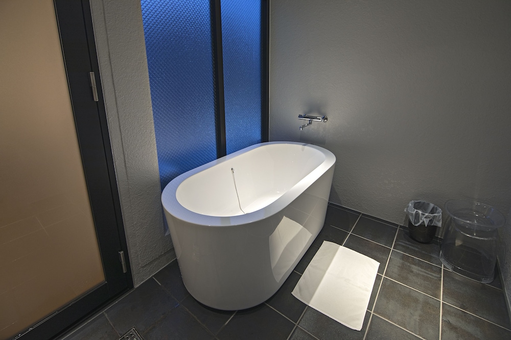 コンフォート ダブルルーム バスルーム0 | Forest Gardianホテル 京都御所西