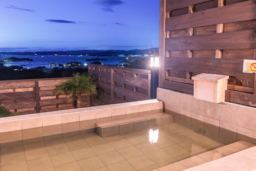 エグゼクティブ ヴィラ バスルーム0 | 南紀白浜ビューポイント