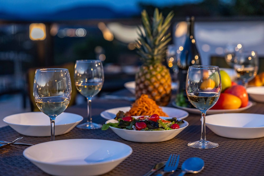 エグゼクティブ ヴィラ テラス / パティオ13 | 南紀白浜ビューポイント