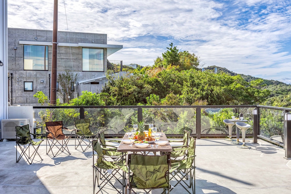 エグゼクティブ ヴィラ テラス / パティオ8 | 南紀白浜ビューポイント