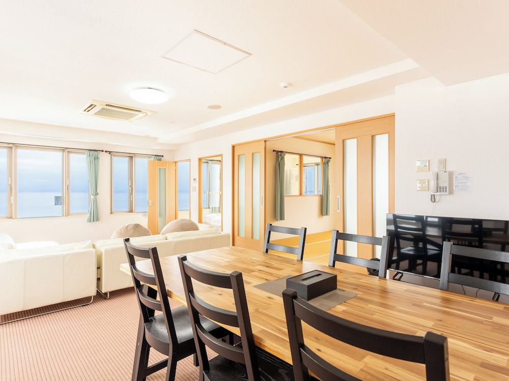 [オーシャンスイート] 138平米 + 専用岩盤浴 禁煙 客室4 | リブマックスリゾート知床シーフロント