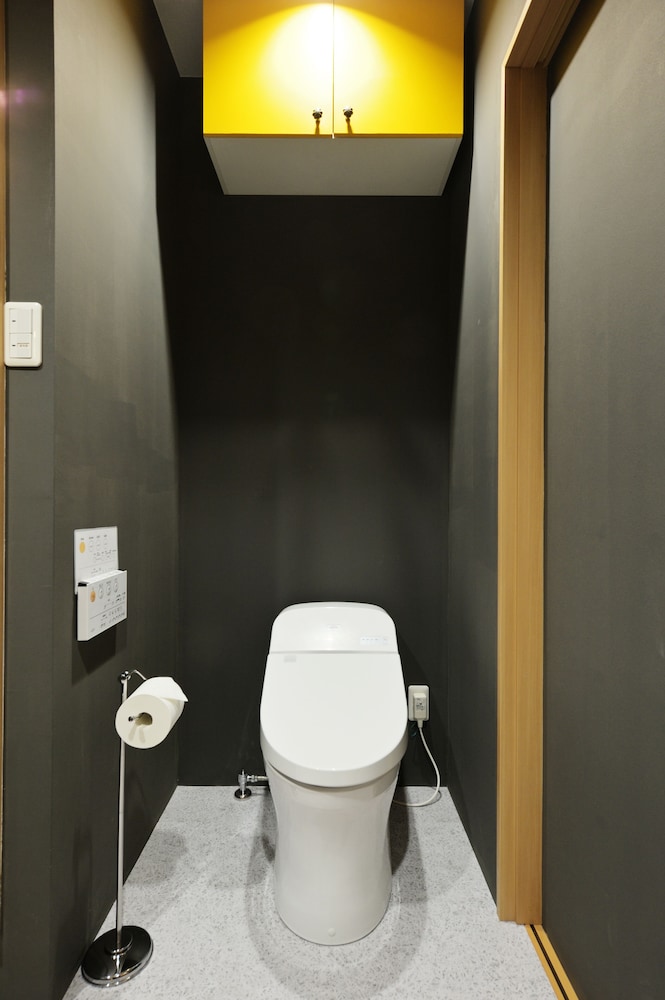 デザイン コテージ 2 ベッドルーム 2 バスルーム 別館 バスルーム5 | SAYA Suite 岸里 アネックス