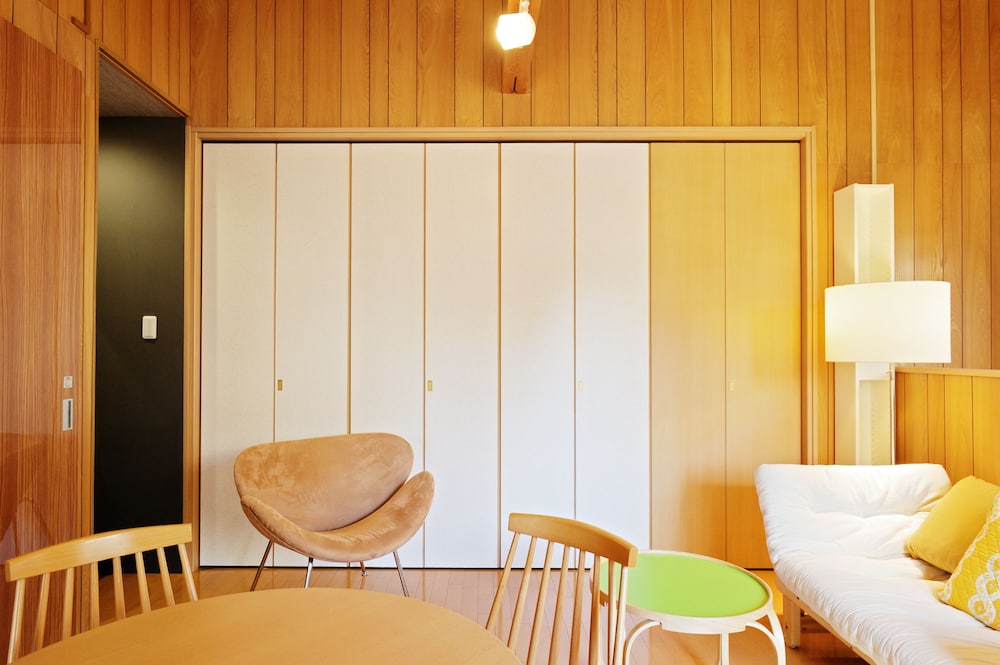 デザイン コテージ 2 ベッドルーム 2 バスルーム 別館 リビング エリア6 | SAYA Suite 岸里 アネックス