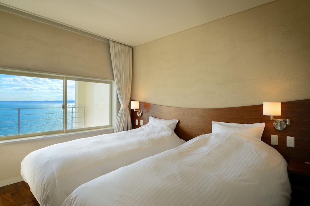 ツインルーム シングルベッド 2 台 禁煙 オーシャンビュー 客室0 | はまなす海洋館