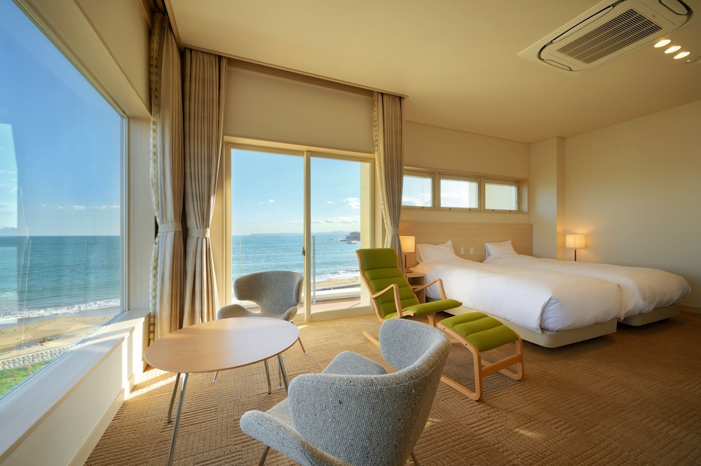 ツインルーム シングルベッド 2 台 禁煙 オーシャンビュー | はまなす海洋館