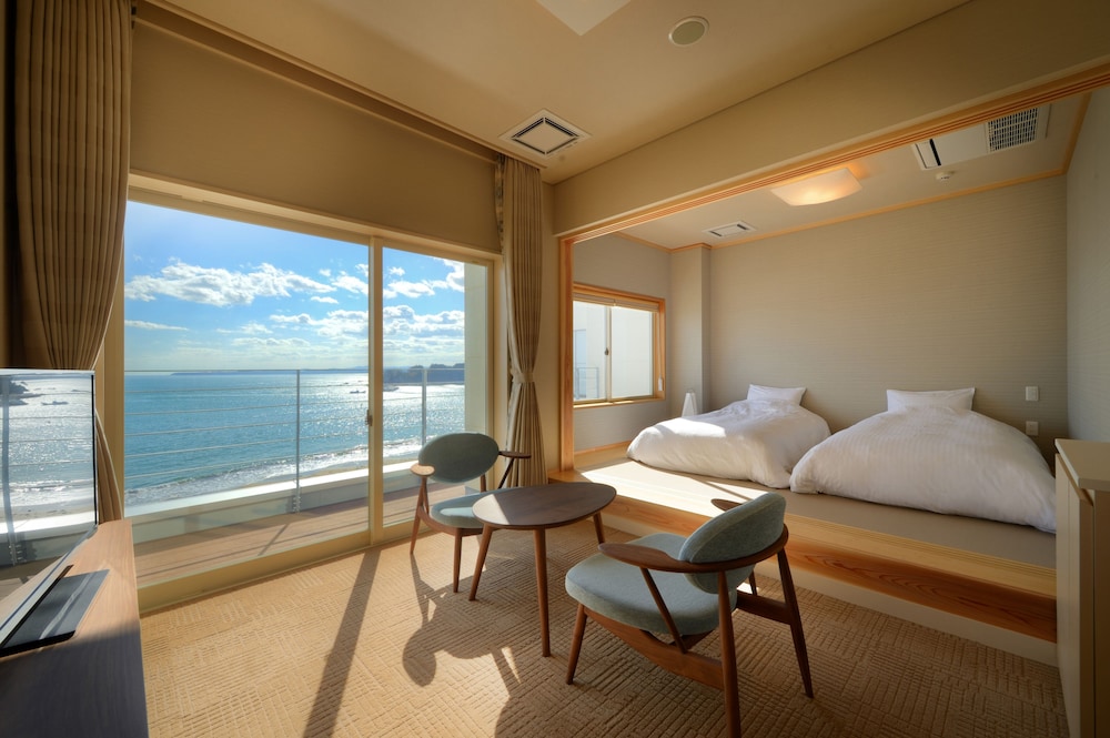 ツインルーム シングルベッド 2 台 禁煙 オーシャンビュー | はまなす海洋館