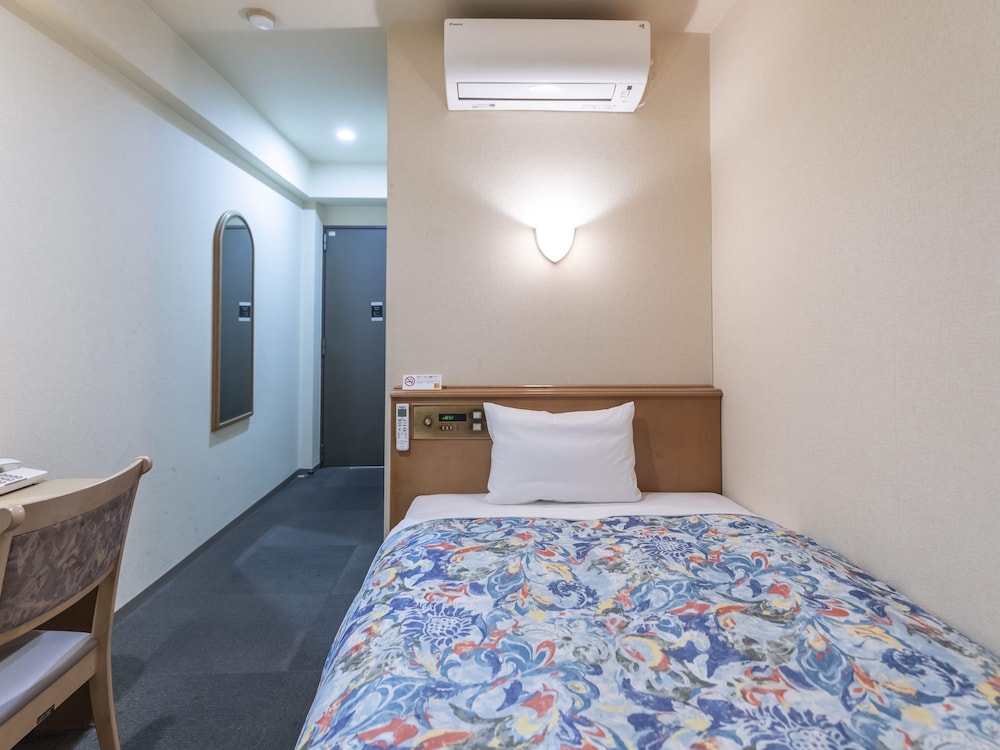 スタンダード ダブルルーム ダブルベッド 1 台 喫煙可 客室9 | ホテルオレール西条