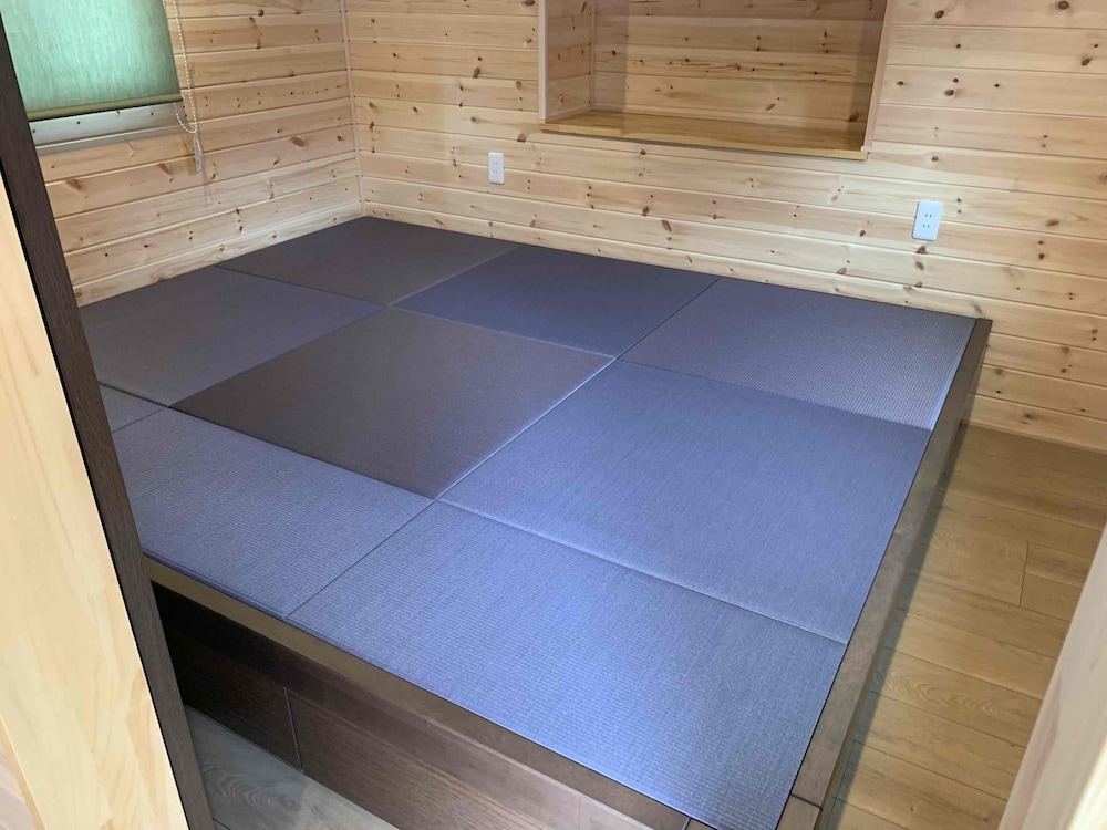 客室1 | 北アルプスベース温泉郷キャンプ場 客室1 | 北アルプスベース温泉郷キャンプ場